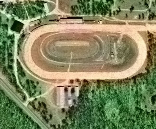 Kinross Speedpark - Aerial Photo (newer photo)